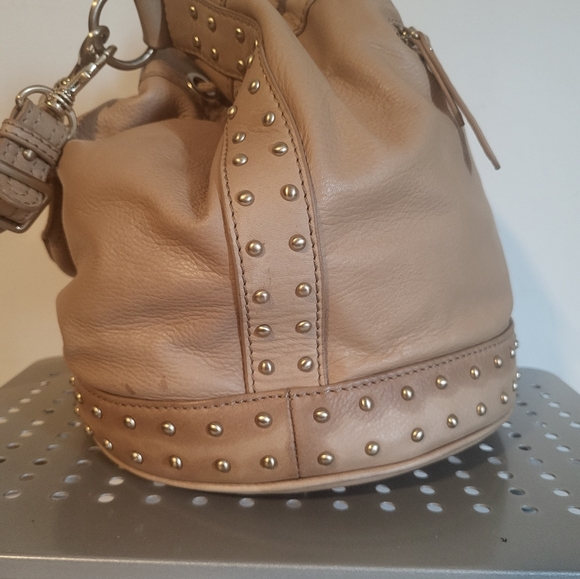 NWOT CREAM DANIER LEATHER STUDDED BAG - Picture 7 of 9